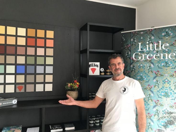 Lieblingsfarben: Indersdorf hat erstmals einen Farbenfachhandel 